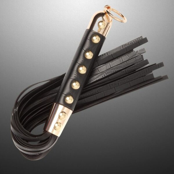 kinky-diva-flogger-avantgarde