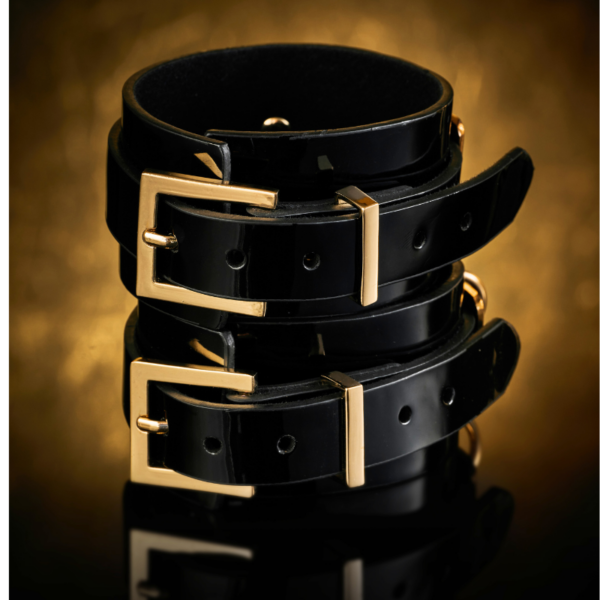 kinky-diva-wrist-cuffs-vegas-high-gloss