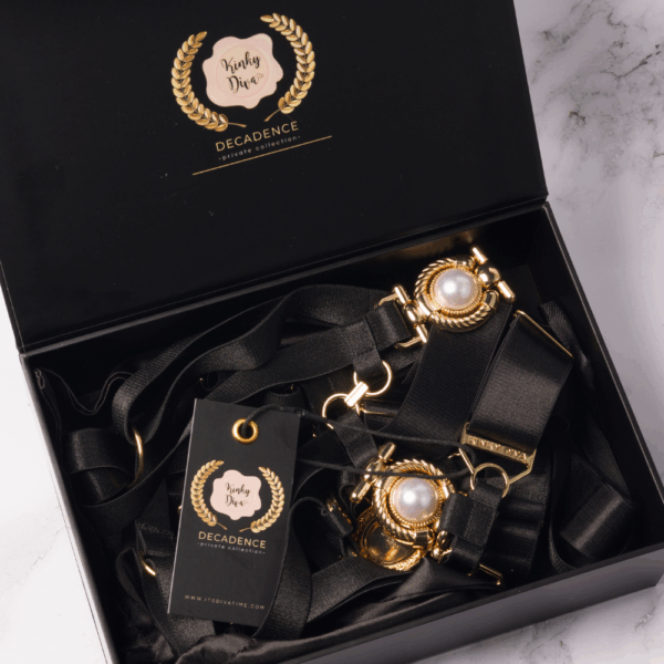 kinky-diva-luxury-gift-box