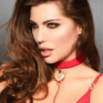 kinky-diva-elegant-choker